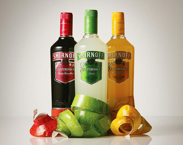 设计-fetish-smirnoff-caipiroska-fruit-bottles-5.jpg